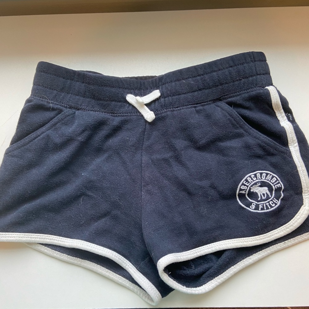 navy abercrombie kids shorts!